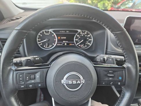 Used 2023 Nissan Rogue SV w/ SV Premium B Package AWD/4WD image 13