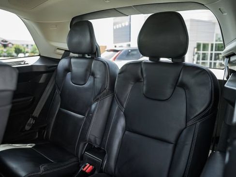 Certified 2024 Volvo XC90 B6 Ultimate AWD/4WD image 34