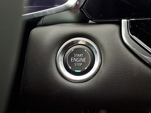 New 2026 GMC Canyon Elevation w/ Convenience Package image 7