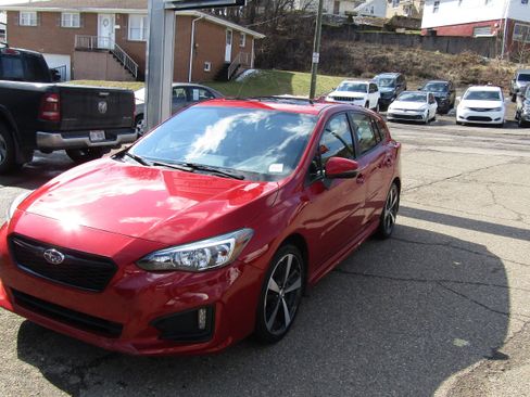 Used 2018 Subaru Impreza 2.0i Sport image 3