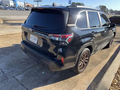 Used 2025 Subaru Forester Sport w/ Popular Package #2 image 4