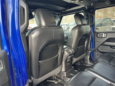 Used 2020 Jeep Wrangler Unlimited Sahara image 16