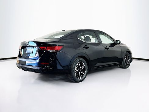Used 2024 Nissan Sentra SV image 9