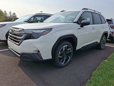 New 2026 Subaru Forester Premium AWD/4WD image 2