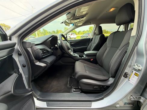 Used 2022 Subaru Outback Premium AWD/4WD image 8