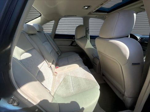 Used 2006 Subaru Legacy 2.5i Special Edition AWD/4WD image 24