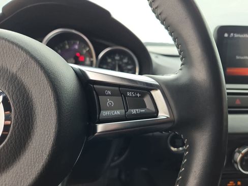 Used 2023 MAZDA MX-5 Miata Grand Touring w/ Weather Package RWD image 19