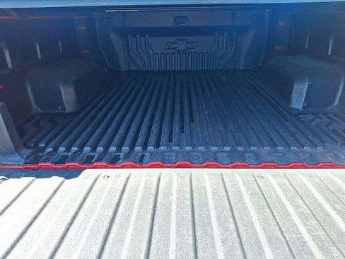 Used 2022 Chevrolet Silverado 1500 Custom image 18