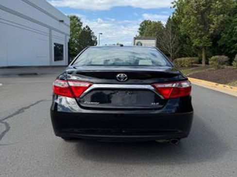 Used 2015 Toyota Camry XLE image 5