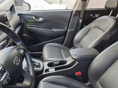 Certified 2023 Hyundai Kona Limited image 12