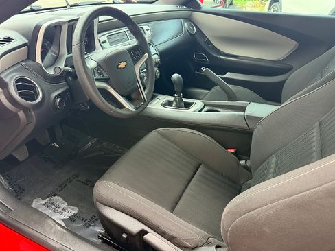 Used 2015 Chevrolet Camaro LS RWD image 17