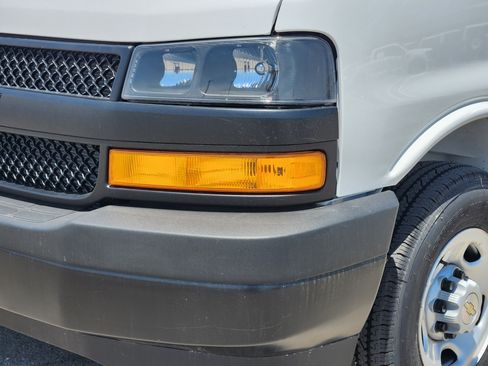 New 2026 Chevrolet Express 2500 Extended RWD image 6