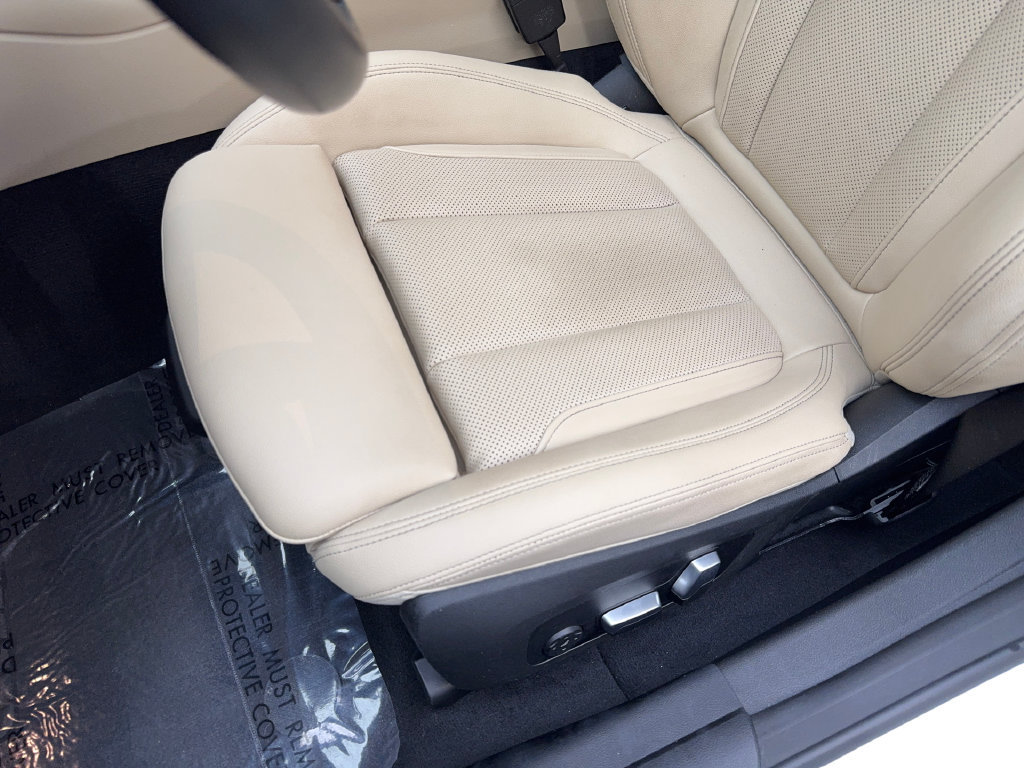 Used 2024 BMW i4 eDrive35 w/ Convenience Package RWD image 32