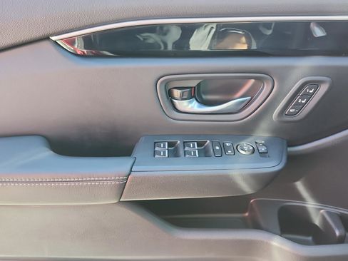 Certified 2024 Honda Pilot Touring image 41