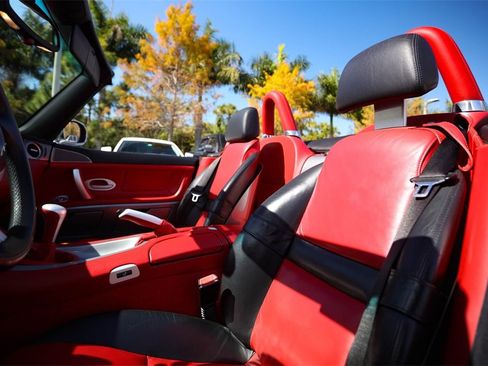 Used 2001 BMW Z8 image 33
