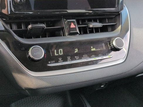 Certified 2024 Toyota Corolla LE FWD image 14