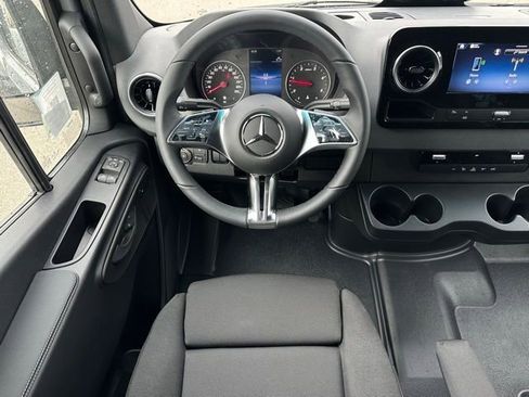 New 2026 Mercedes-Benz Sprinter 2500 image 14