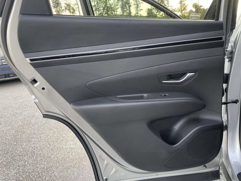 Certified 2024 Hyundai Tucson SEL FWD image 2
