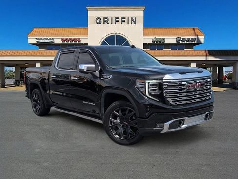Used 2022 GMC Sierra 1500 Denali AWD/4WD image 1