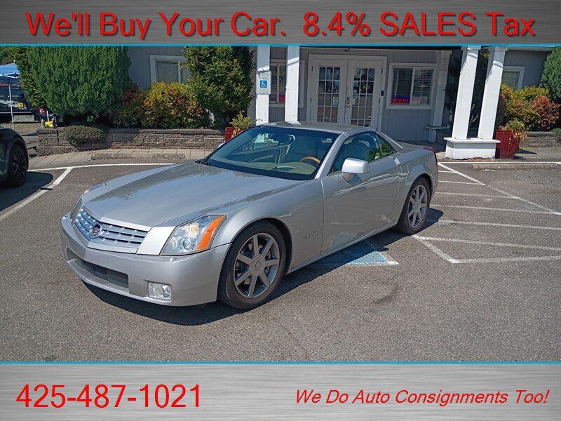Used 2005 Cadillac XLR RWD image 9