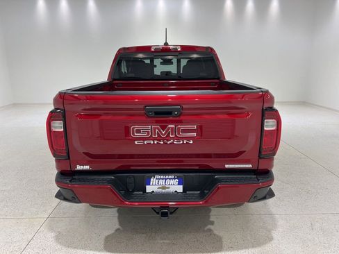 Used 2024 GMC Canyon Elevation w/ Convenience Package image 4
