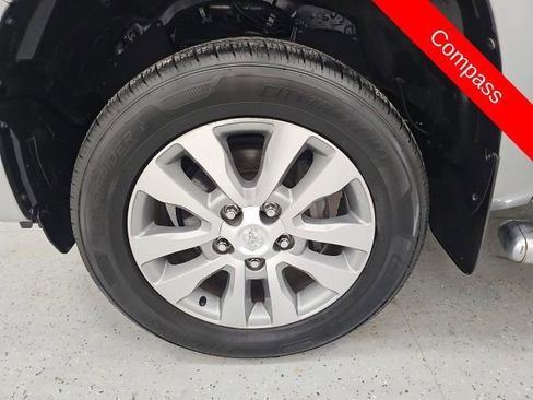 Used 2016 Toyota Tundra Limited image 9