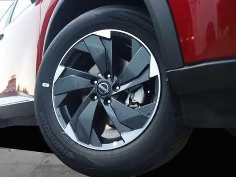 New 2026 Nissan Rogue SV w/ SV Premium Package image 3