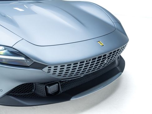 Used 2023 Ferrari Roma RWD image 25