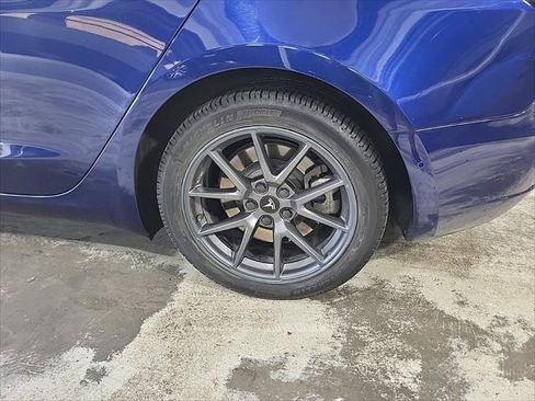 Used 2021 Tesla Model 3 Long Range AWD/4WD image 12