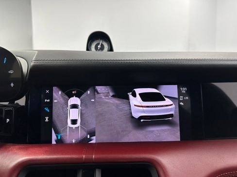 Used 2020 Porsche Taycan 4S image 54
