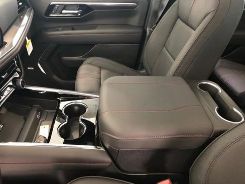 New 2026 Chevrolet Suburban RST w/ RST Capability Package image 7