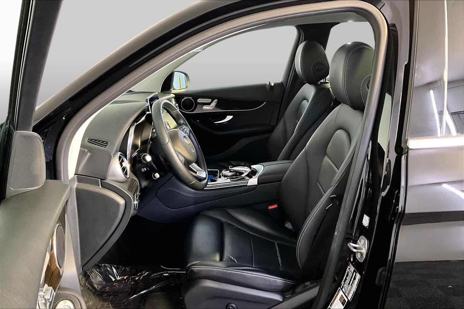 Used 2016 Mercedes-Benz GLC 300 4MATIC image 9
