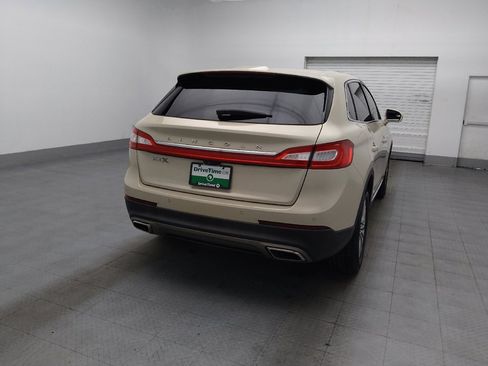 Used 2016 Lincoln MKX Select w/ Cargo Utility Package FWD image 7