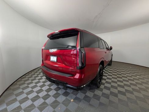 Certified 2024 Cadillac Escalade ESV Sport Platinum w/ LPO, ONYX Package image 4