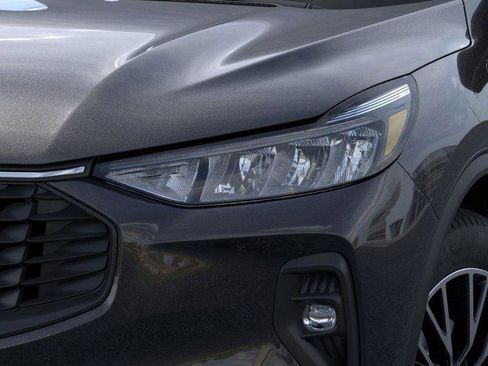 New 2026 Ford Escape SE image 18