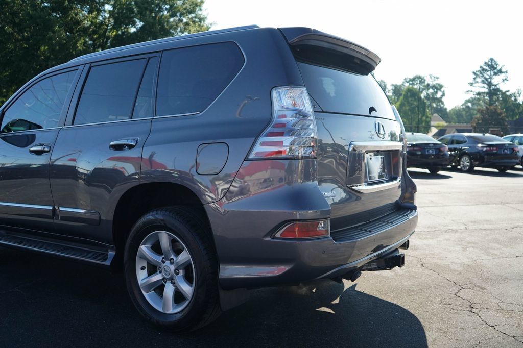 Used 2019 Lexus GX 460 w/ Navigation Package AWD/4WD image 22