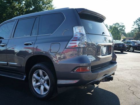Used 2019 Lexus GX 460 w/ Navigation Package AWD/4WD image 22