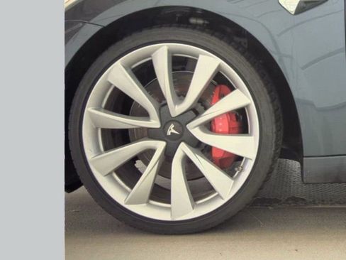 Used 2020 Tesla Model 3 Performance image 20