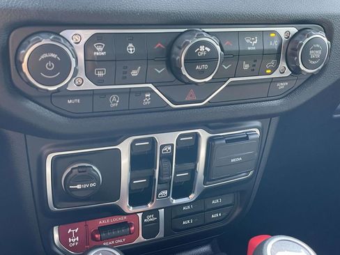 New 2025 Jeep Wrangler Willys image 20