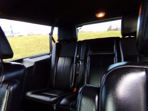 Used 2016 Ford Expedition EL Limited w/ Equipment Group 301A image 9