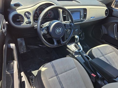 Used 2018 Volkswagen Beetle 2.0T Coast FWD image 11