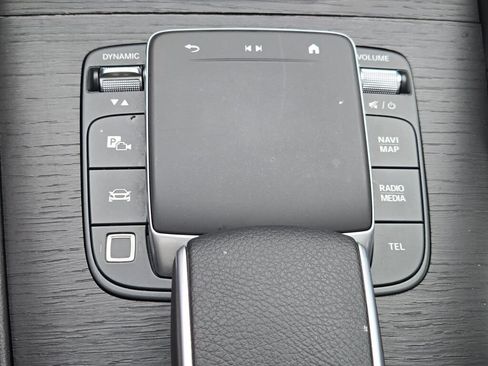 Used 2025 Mercedes-Benz GLS 450 4MATIC image 32