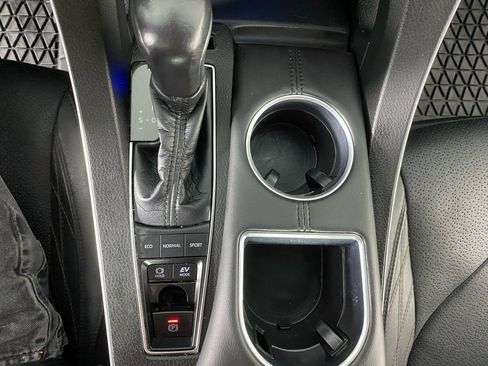 Used 2021 Toyota Avalon Limited w/ Advanced Safety Package FWD image 29
