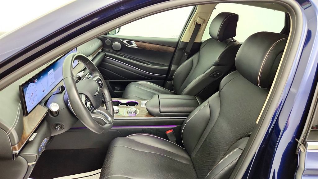 Used 2025 Genesis GV80 3.5T Advanced AWD/4WD image 19