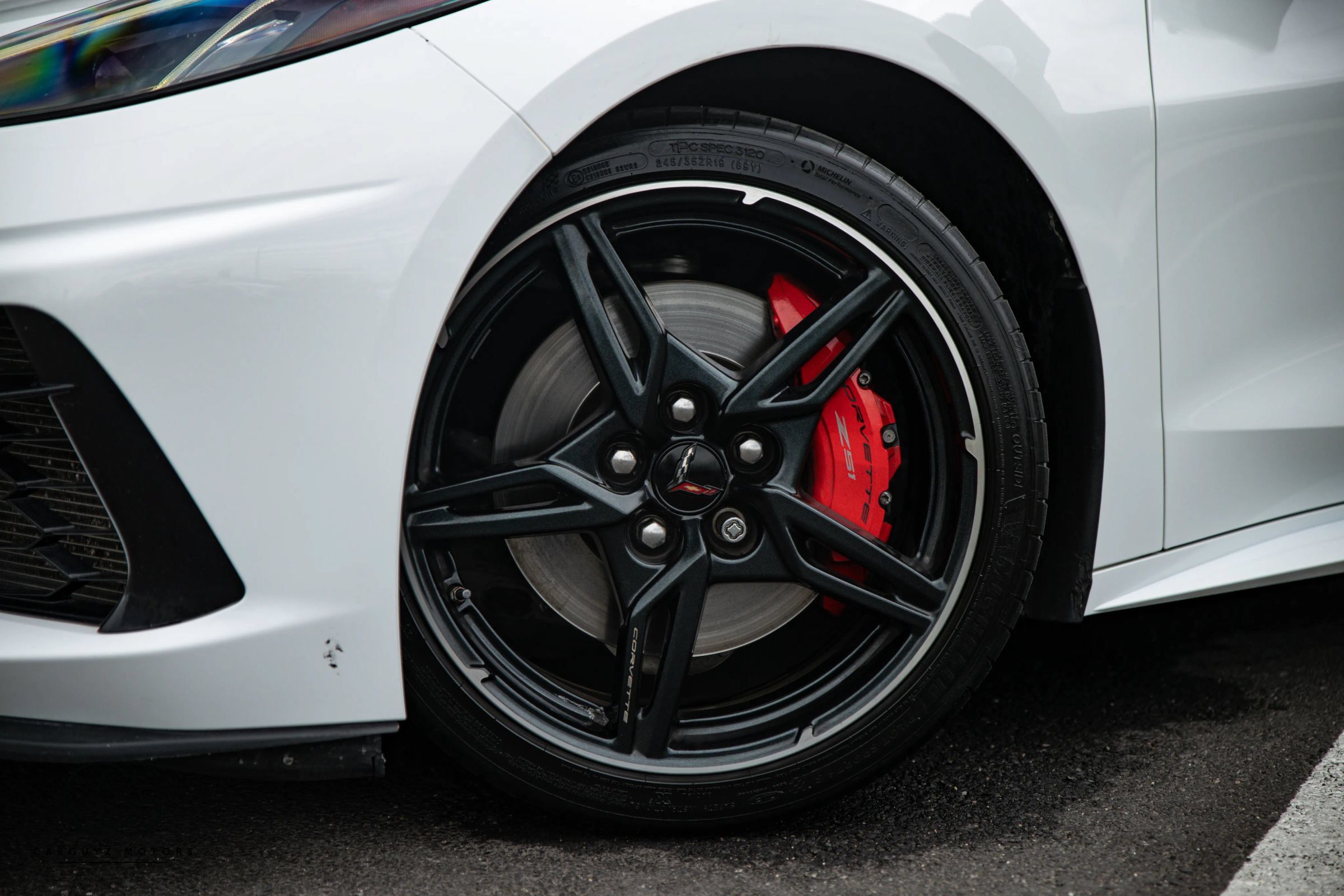 Used 2020 Chevrolet Corvette Stingray Coupe w/ Z51 Performance Package RWD image 9