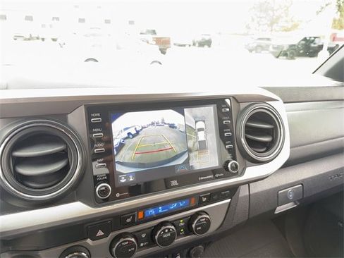 Used 2023 Toyota Tacoma Limited image 19