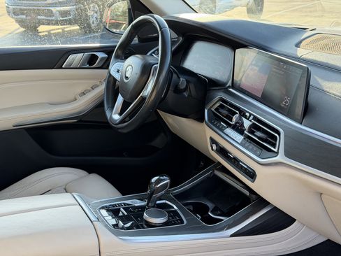 Used 2020 BMW X7 xDrive40i w/ Premium Package image 14