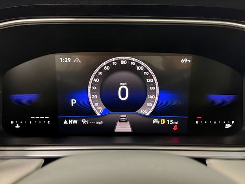 New 2025 Volkswagen Taos SE image 14