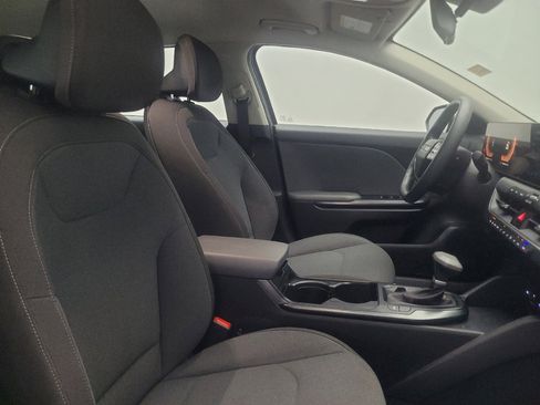 Used 2025 Kia K4 FWD image 21