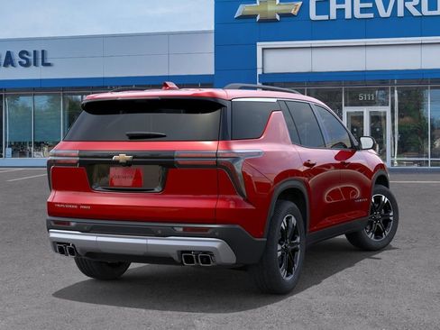 New 2027 Chevrolet Traverse LT w/ Sun and Wheel Package AWD/4WD image 4